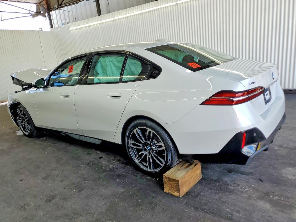 50950506 :رقم المزاد ، WBA53FJ0XTCX57115 vin ، 2026 Bmw 530 مزاد بيع