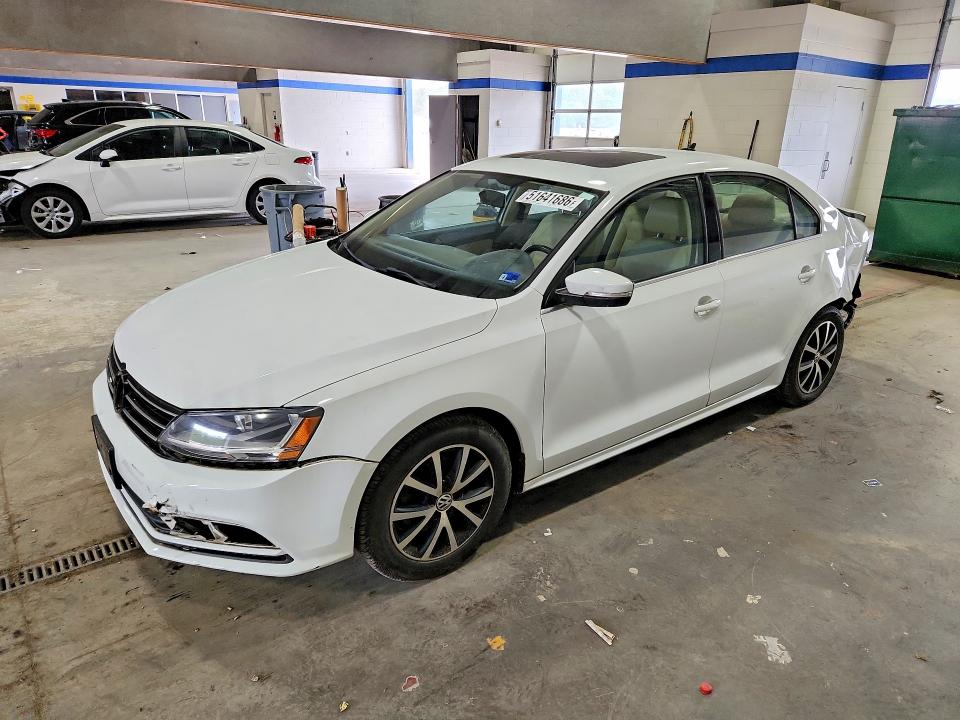 51641686 :رقم المزاد ، 3VWB67AJ6HM263512 vin ، 2017 Volkswagen Jetta مزاد بيع