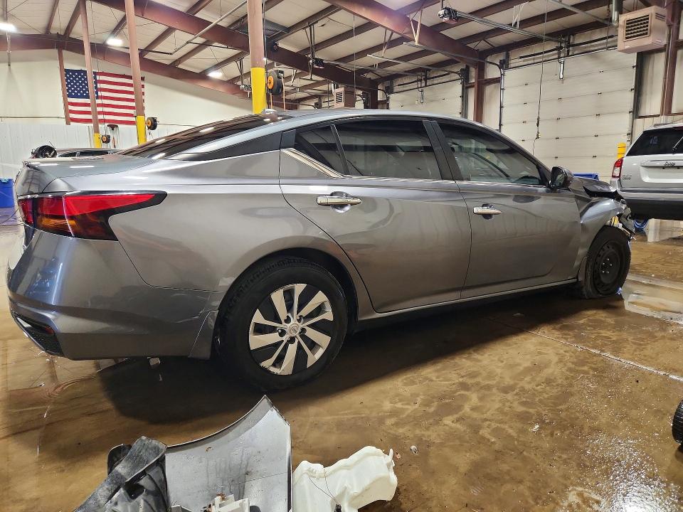 Продажа на аукционе авто 2020 Nissan Altima, vin: 1N4BL4BW4LN320766, номер лота: 49832986