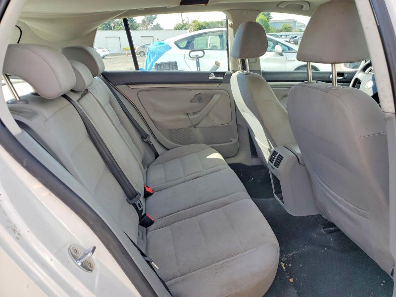 Продажа на аукционе авто 2007 Volkswagen Rabbit, vin: WVWDS71K17W116819, номер лота: 50122376