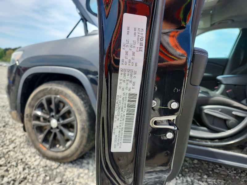 2019 Jeep Cherokee მანქანა იყიდება აუქციონზე, vin: 1C4PJLCB9KD423150, აუქციონის ნომერი: 49143156