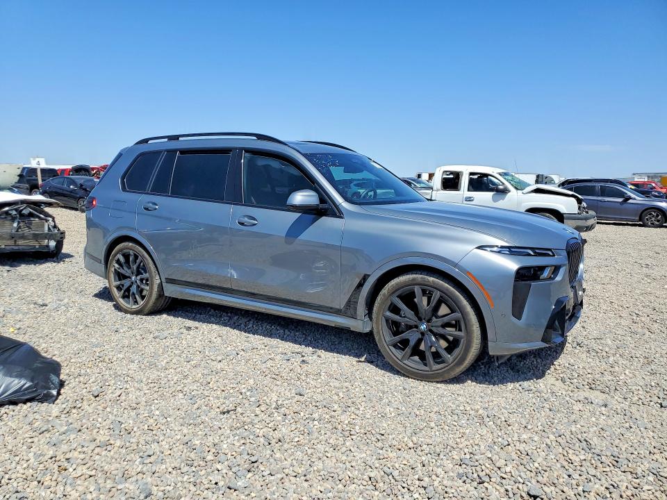 51679516 :رقم المزاد ، 5UX23EM02T9280087 vin ، 2026 Bmw X7 مزاد بيع