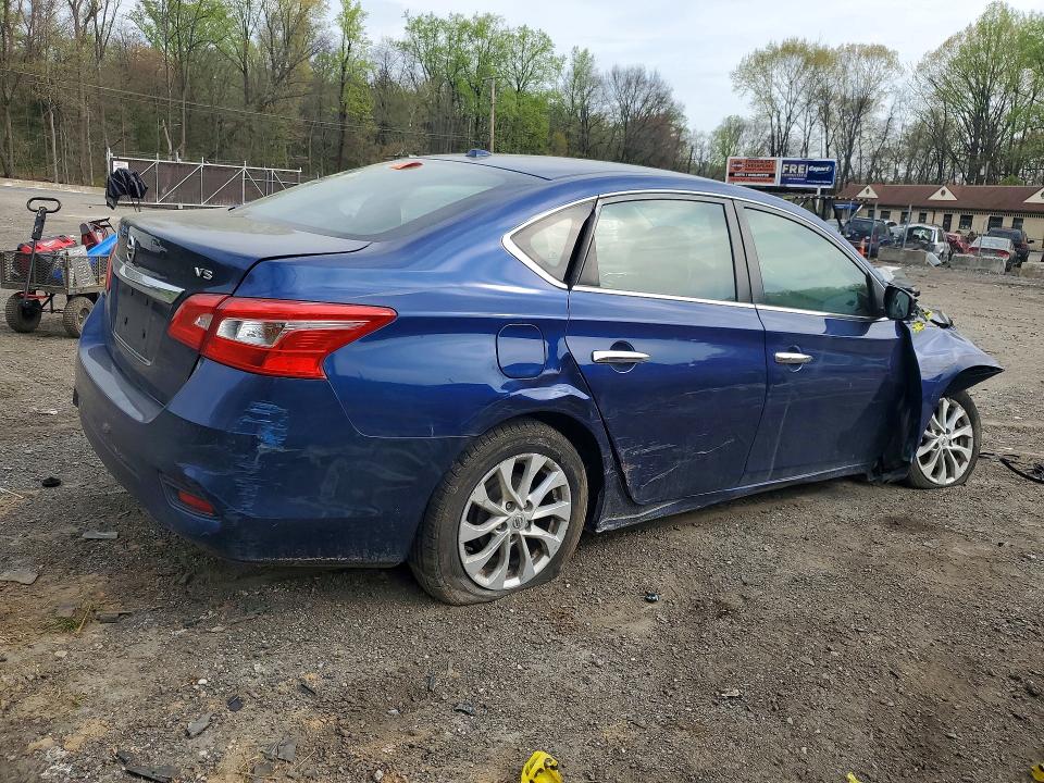 2018 Nissan Sentra მანქანა იყიდება აუქციონზე, vin: 3N1AB7AP5JY217718, აუქციონის ნომერი: 46977396
