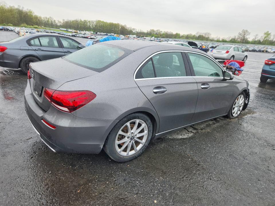 51818006 :رقم المزاد ، WDD3G4EB1KW022587 vin ، 2019 Mercedes-benz A مزاد بيع