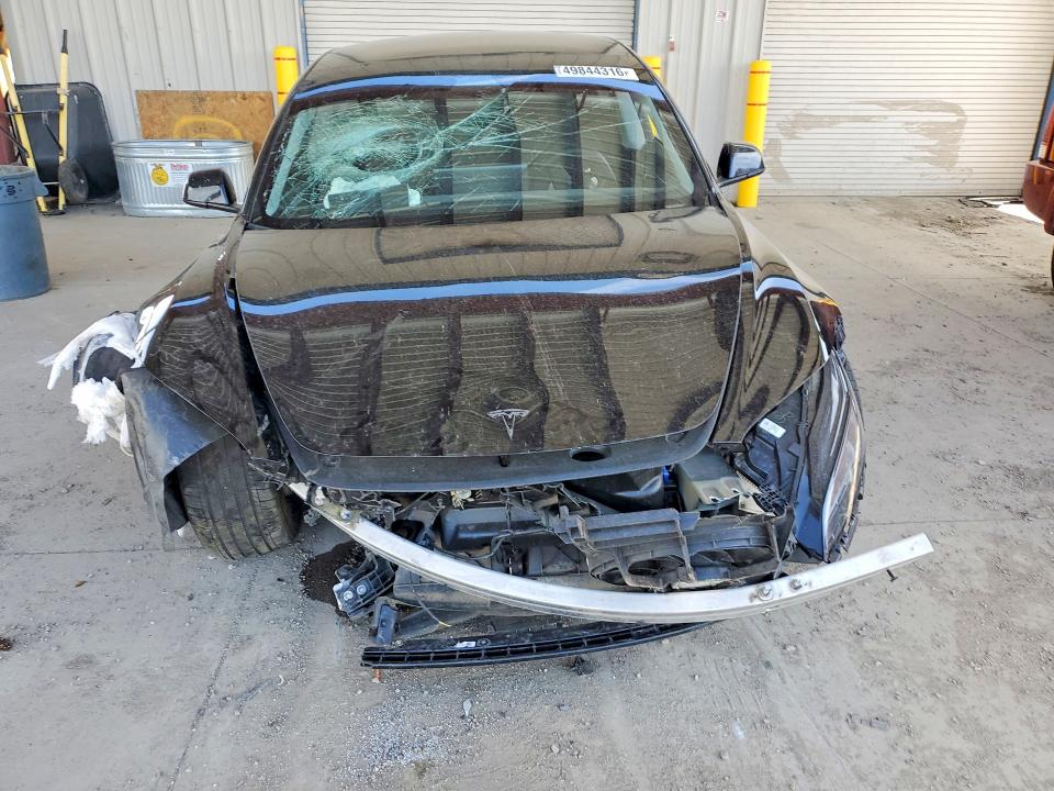2025 Tesla Model 3 მანქანა იყიდება აუქციონზე, vin: 5YJ3E1EA6SF880714, აუქციონის ნომერი: 49844316