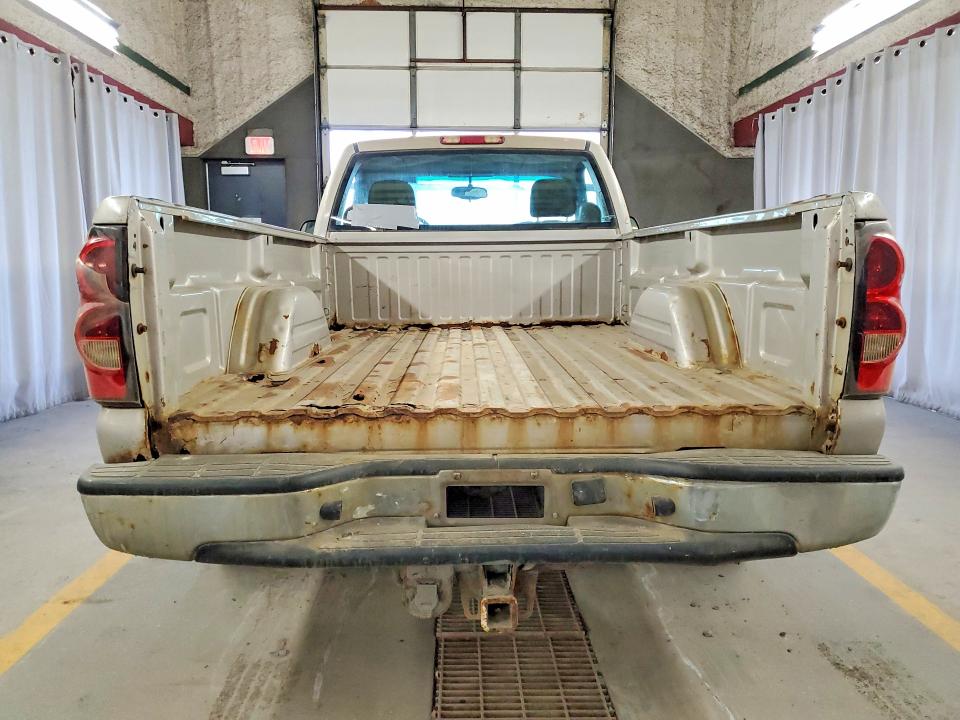 2005 Chevrolet Silverado მანქანა იყიდება აუქციონზე, vin: 1GCEC14TX5Z318377, აუქციონის ნომერი: 52244896