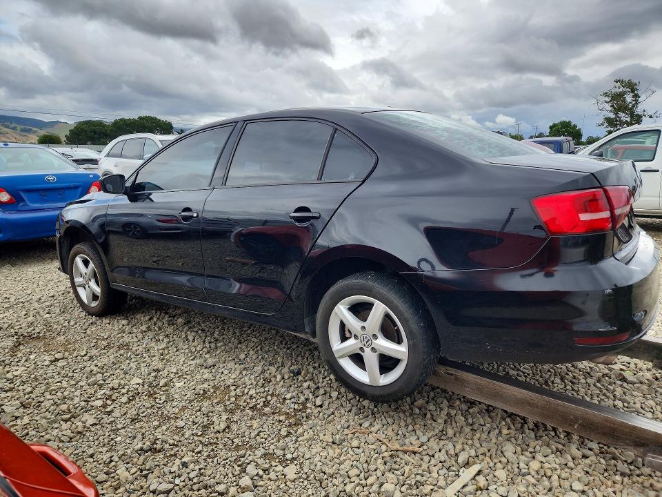 50390716 :رقم المزاد ، 3VW267AJ5GM377032 vin ، 2016 Volkswagen Jetta مزاد بيع