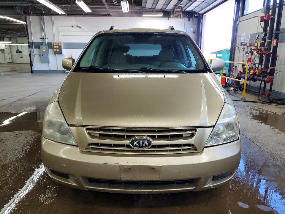 51092386 :رقم المزاد ، KNDMB233696273175 vin ، 2009 Kia Sedona مزاد بيع