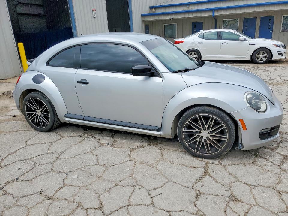 50935526 :رقم المزاد ، 3VWFP7AT0CM654082 vin ، 2012 Volkswagen Beetle مزاد بيع