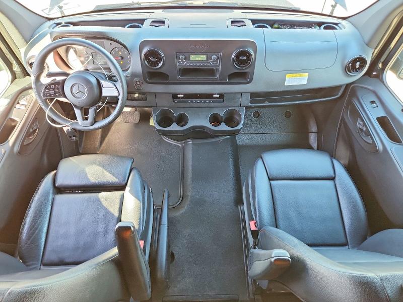 51451626 :رقم المزاد ، WDZPF0ED6KT012387 vin ، 2019 Mercedes-benz Sprinter مزاد بيع