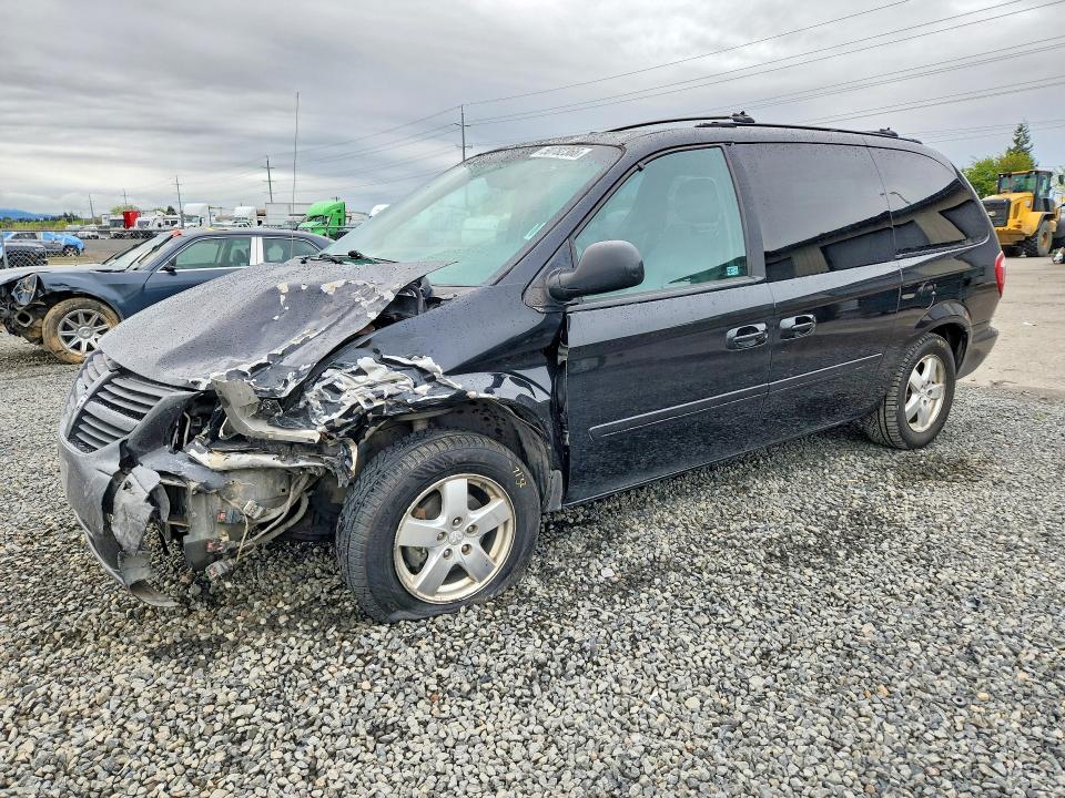 Auction sale of the 2005 Dodge Grand Caravan, vin: 2D8GP44L45R160242, lot number: 50782366