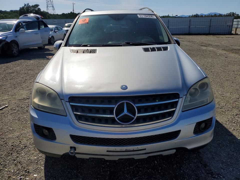 Продажа на аукционе авто 2007 Mercedes-benz Ml, vin: 4JGBB86E67A228105, номер лота: 51194356