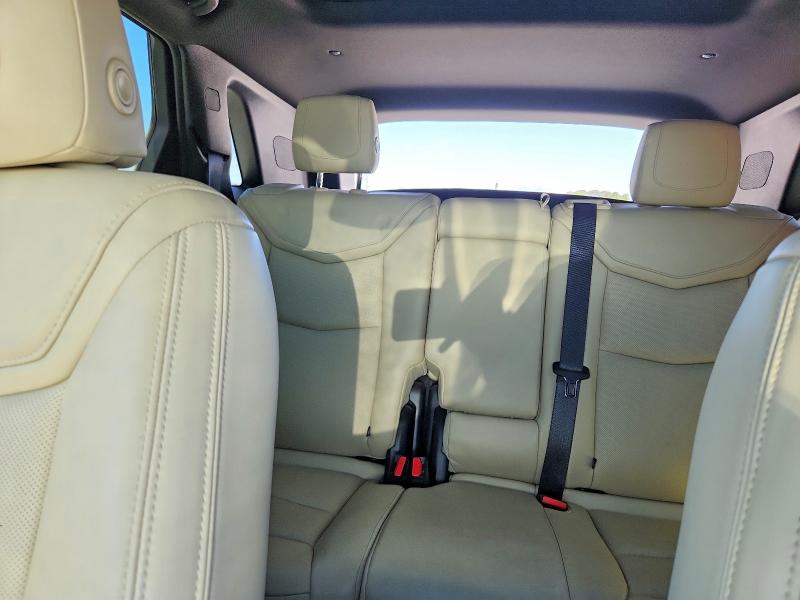 50565896 :رقم المزاد ، 1GYKNCRS1JZ236633 vin ، 2018 Cadillac Xt5 مزاد بيع