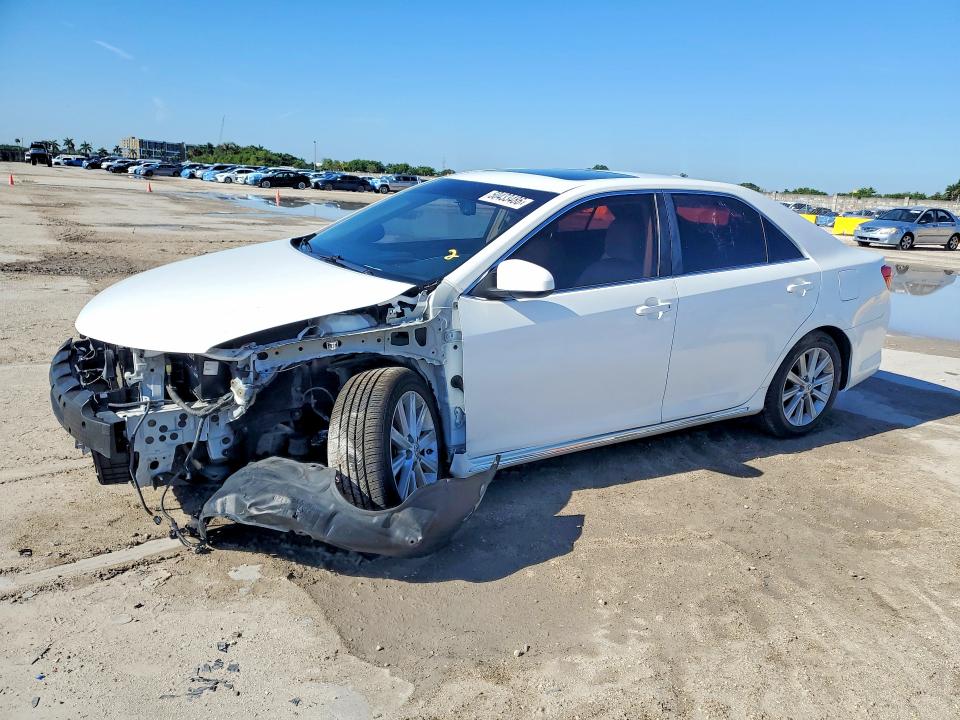 Aukcja sprzedaży 2014 Toyota Camry, vin: 4T4BF1FK1ER345433, numer aukcji: 50433486