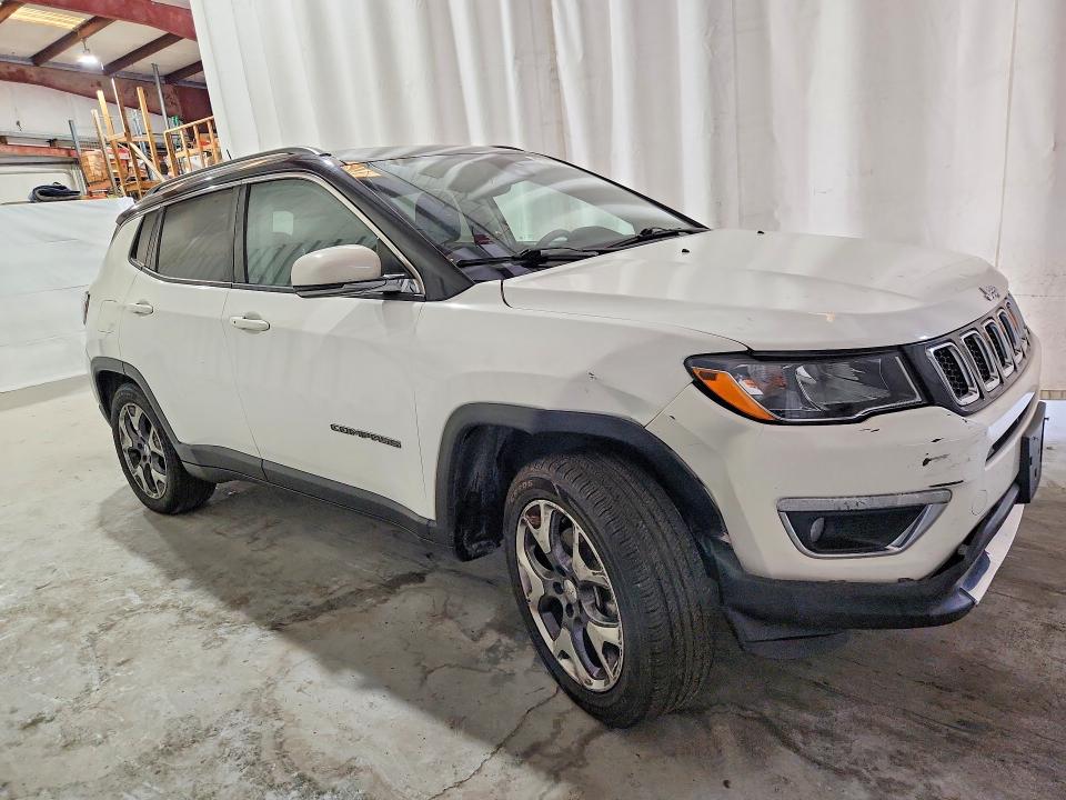 48694066 :رقم المزاد ، 3C4NJDCB8MT586155 vin ، 2021 Jeep Compass مزاد بيع