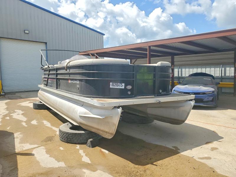2021 Crestliner Boat მანქანა იყიდება აუქციონზე, vin: CSM006461021, აუქციონის ნომერი: 80390475