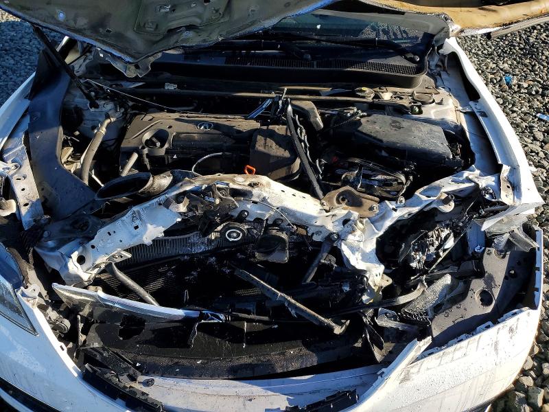 Auction sale of the 2017 Acura Tlx, vin: 19UUB1F33HA005428, lot number: 51004116
