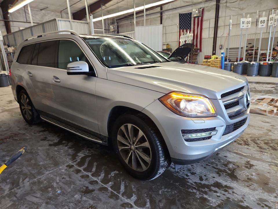 Продажа на аукционе авто 2015 Mercedes-benz Gl, vin: 4JGDF6EE8FA540072, номер лота: 51018396