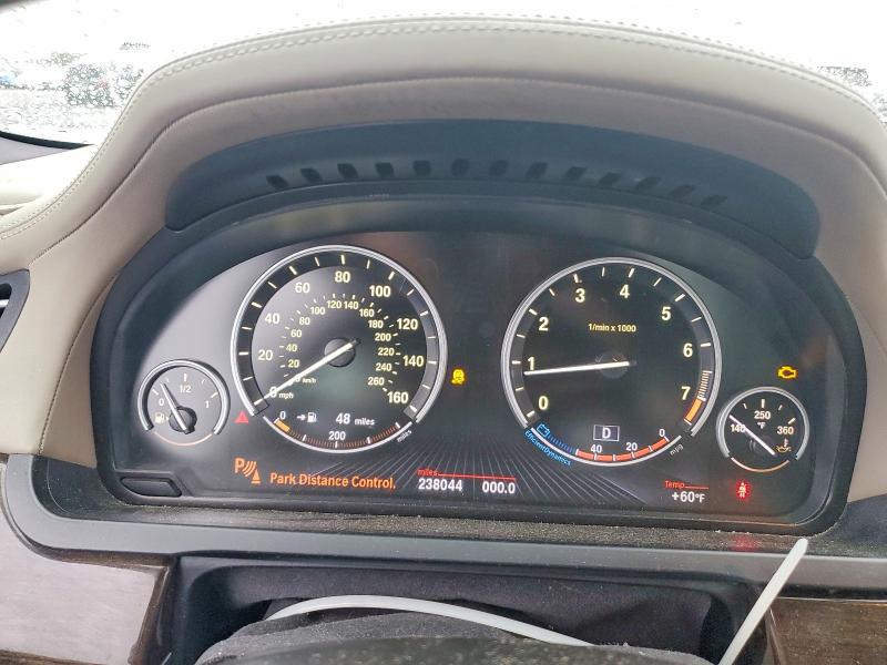 48903616 :رقم المزاد ، WBAYE8C59DD132115 vin ، 2013 Bmw 750 مزاد بيع