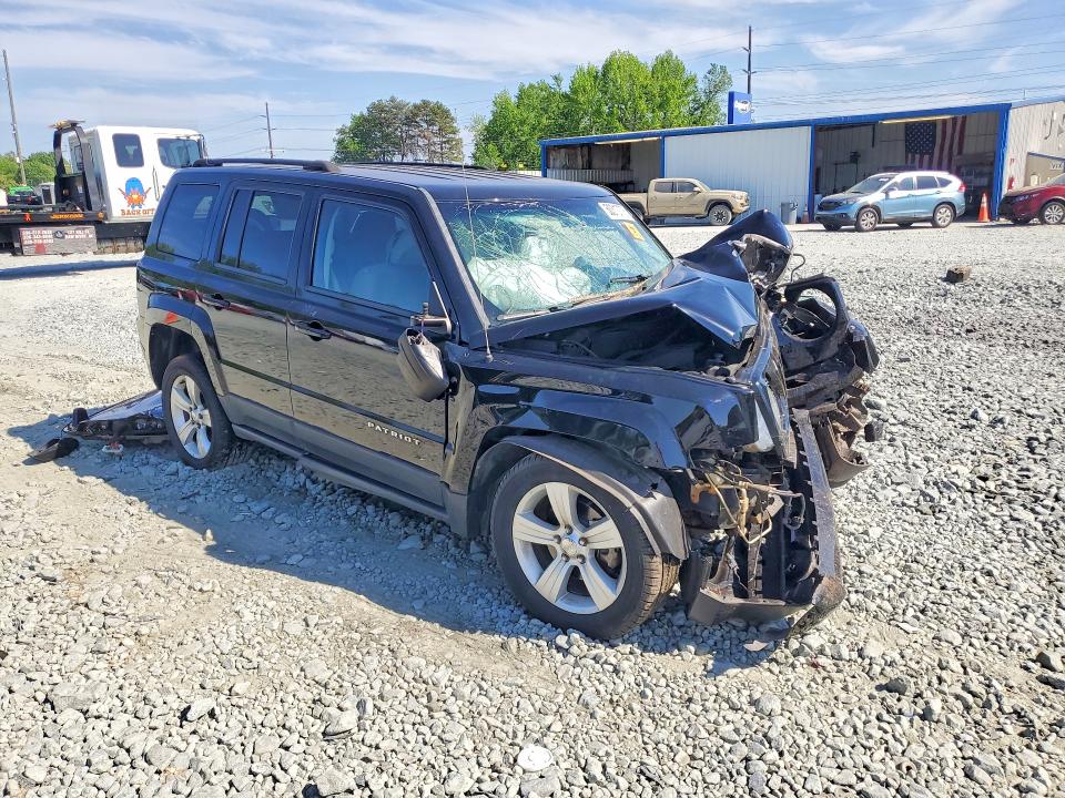 50310776 :رقم المزاد ، 1C4NJRBB5FD354586 vin ، 2015 Jeep Patriot مزاد بيع