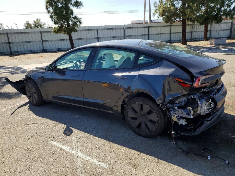 2025 Tesla Model 3 მანქანა იყიდება აუქციონზე, vin: 5YJ3E1EA8SF887745, აუქციონის ნომერი: 51688806