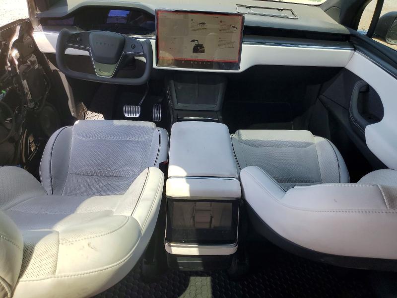49504856 :رقم المزاد ، 7SAXCBE65NF350346 vin ، 2022 Tesla Model X مزاد بيع