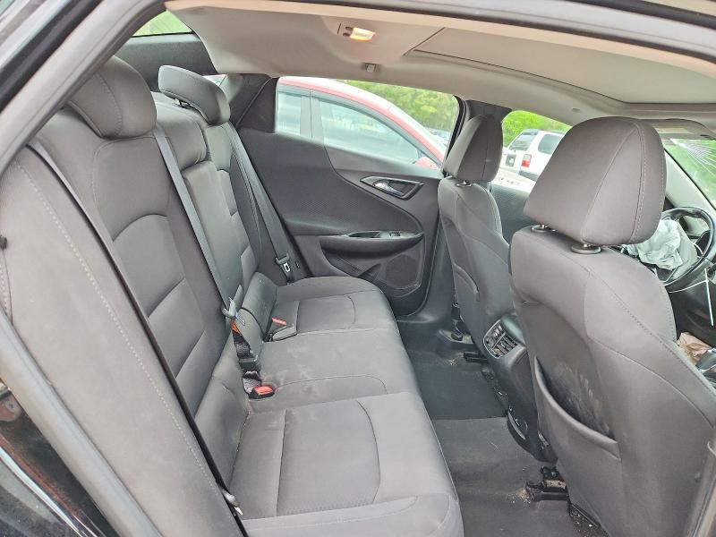 50885796 :رقم المزاد ، 1G1ZD5ST8JF121611 vin ، 2018 Chevrolet Malibu مزاد بيع