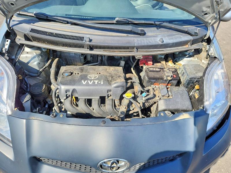 49140806 :رقم المزاد ، JTDJT4K33B5333051 vin ، 2011 Toyota Yaris مزاد بيع