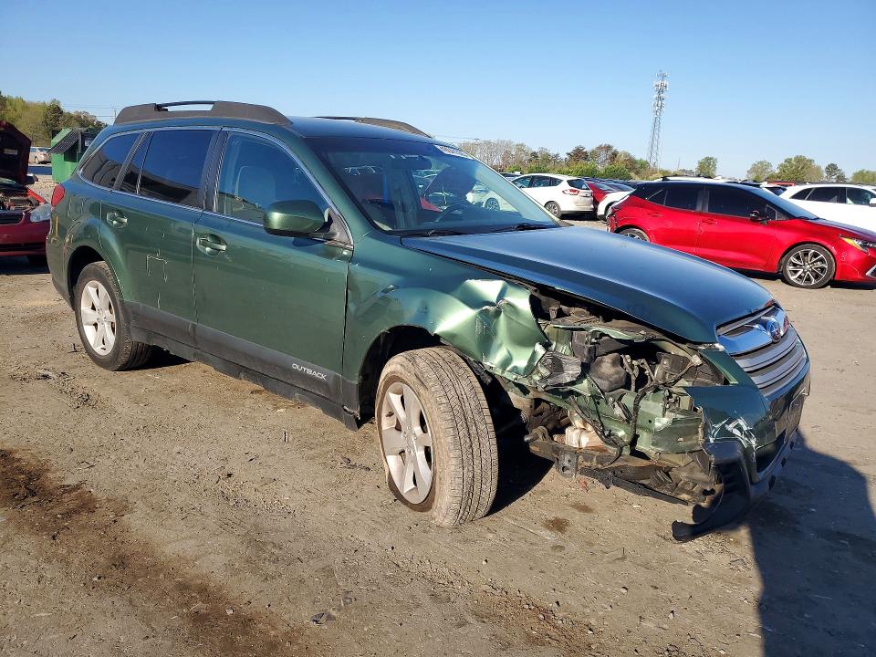 49041306 :رقم المزاد ، 4S4BRBCC1D3323084 vin ، 2013 Subaru Outback مزاد بيع