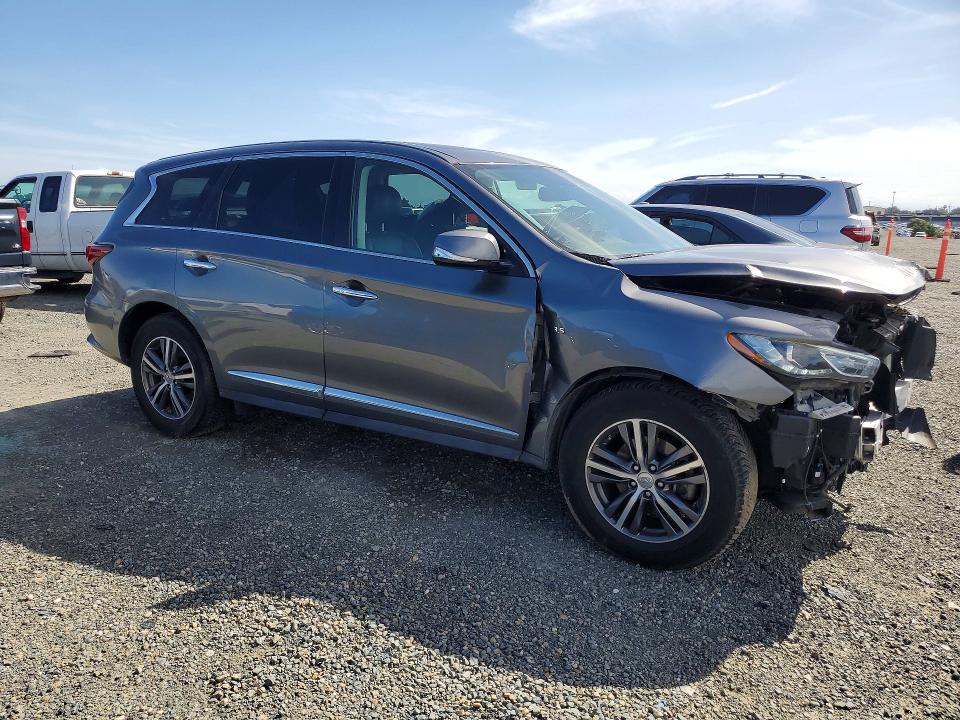 50670166 :رقم المزاد ، 5N1DL0MNXJC532575 vin ، 2018 Infiniti Qx60 مزاد بيع