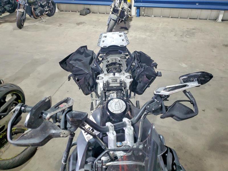 Продажа на аукционе авто 2022 Bmw R 1250, vin: WB10M0300N6F83318, номер лота: 49109326