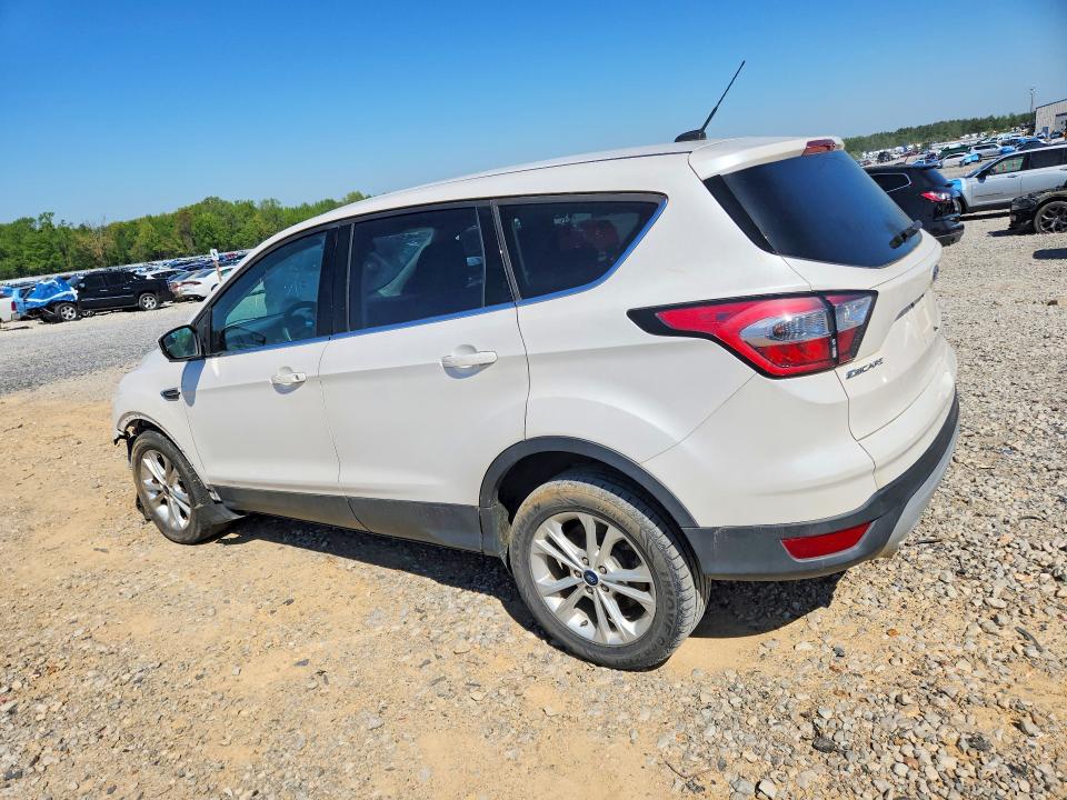 2017 Ford Escape მანქანა იყიდება აუქციონზე, vin: 1FMCU0GD9HUE38641, აუქციონის ნომერი: 47645816