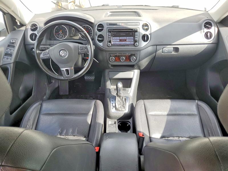 50304906 :رقم المزاد ، WVGBV7AX9CW552771 vin ، 2012 Volkswagen Tiguan مزاد بيع
