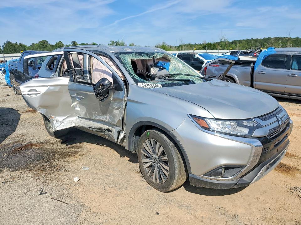 Продаж на аукціоні авто 2020 Mitsubishi Outlander, vin: JA4AD3A33LZ017940, номер лоту: 49258586