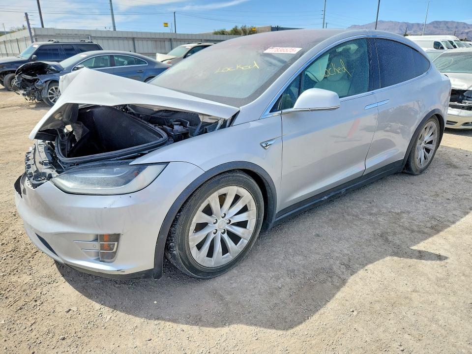 Продаж на аукціоні авто 2016 Tesla Model X, vin: 5YJXCAE27GF002877, номер лоту: 77836525