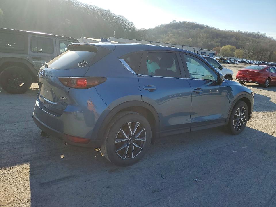 Продаж на аукціоні авто 2018 Mazda Cx-5, vin: JM3KFBCM7J0311418, номер лоту: 49001776