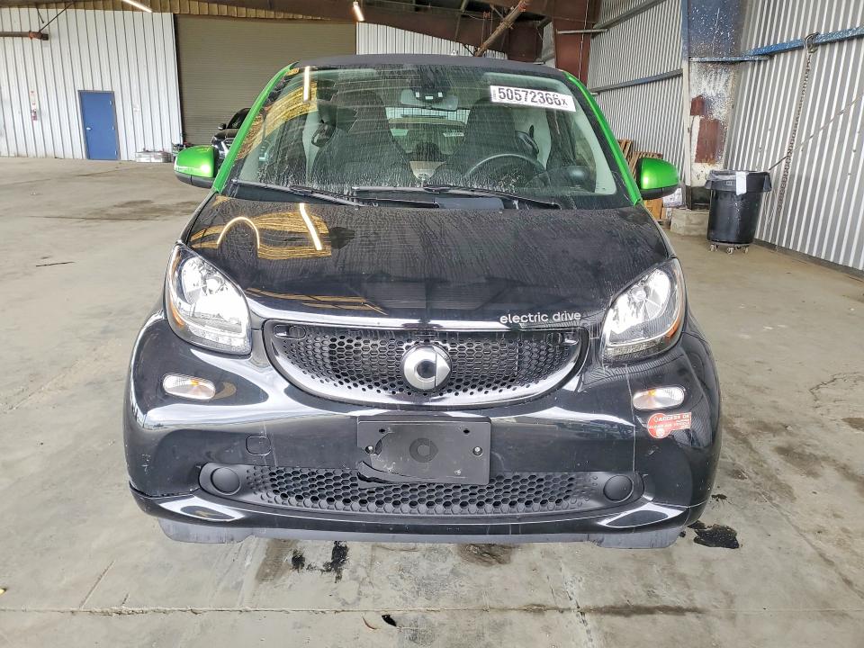 Aukcja sprzedaży 2017 Smart Fortwo, vin: WMEFJ9BA4HK232460, numer aukcji: 50572366