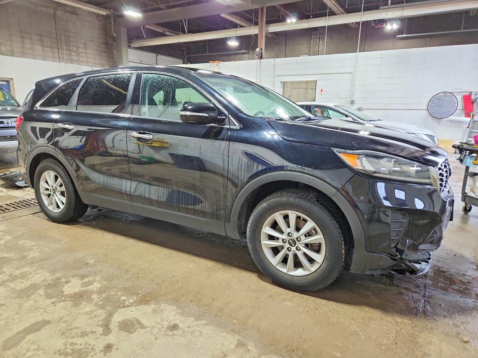 2019 Kia Sorento მანქანა იყიდება აუქციონზე, vin: 5XYPG4A31KG585484, აუქციონის ნომერი: 51559876
