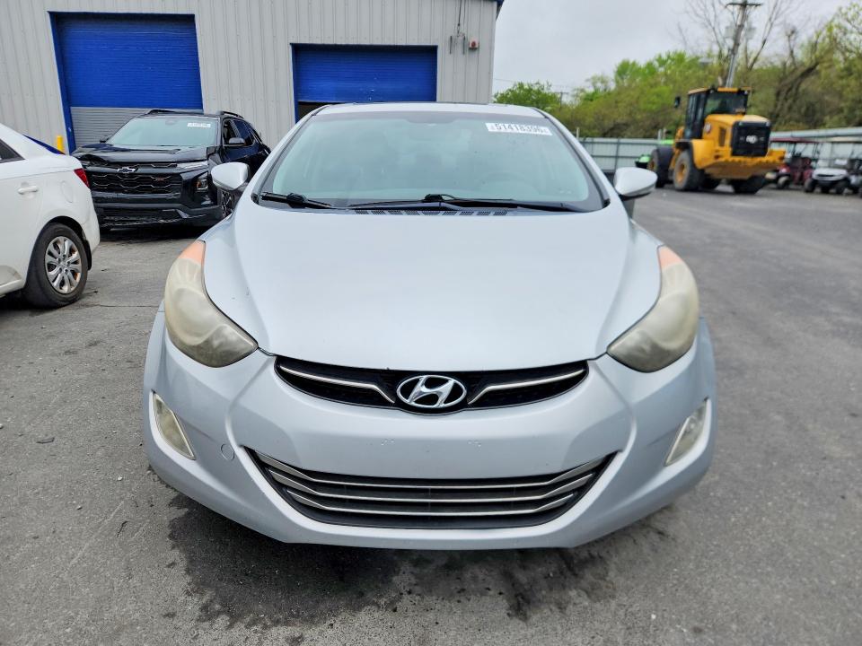 51418396 :رقم المزاد ، KMHDH4AE3DU728921 vin ، 2013 Hyundai Elantra مزاد بيع
