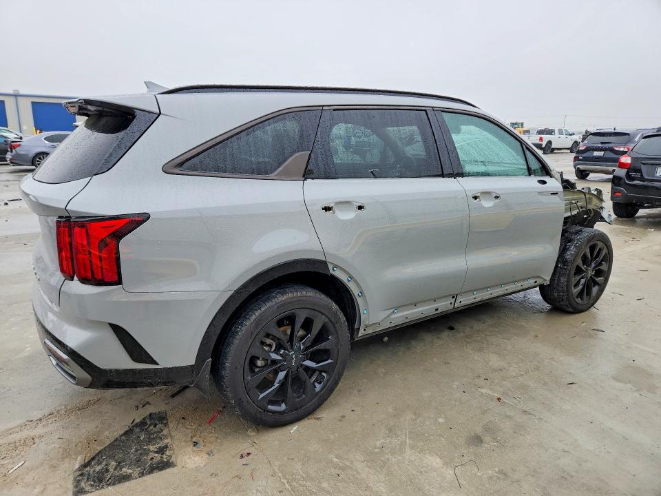 Продажа на аукционе авто 2022 Kia Sorento, vin: 5XYRKDLFXNG137456, номер лота: 50639966