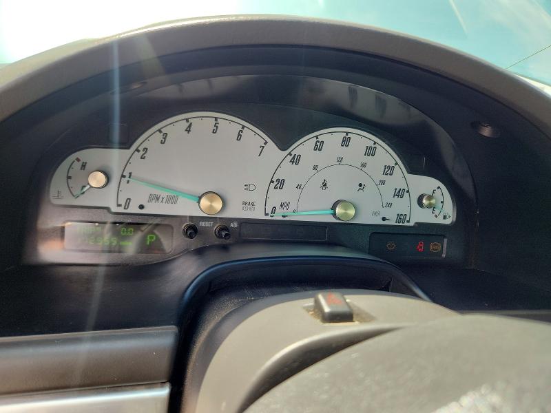 48288456 :رقم المزاد ، 1FAHP60A92Y127222 vin ، 2002 Ford Thunderbird مزاد بيع
