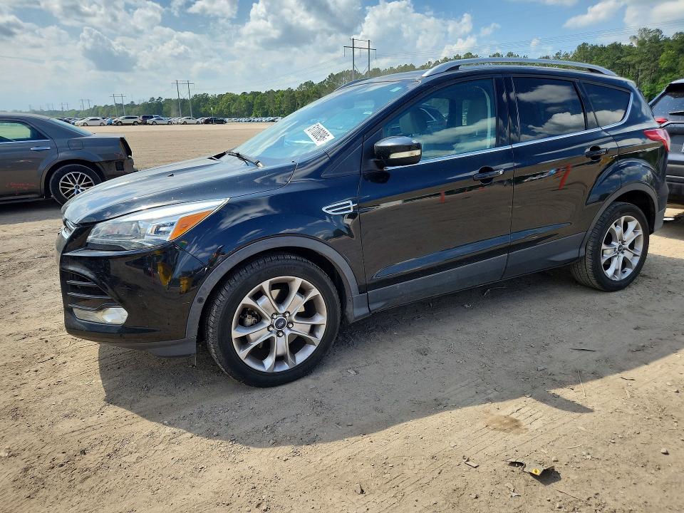 51106096 :رقم المزاد ، 1FMCU0J90FUC55811 vin ، 2015 Ford Escape مزاد بيع