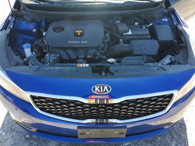 51180686 :رقم المزاد ، 3KPFK4A72HE158866 vin ، 2017 Kia Forte مزاد بيع