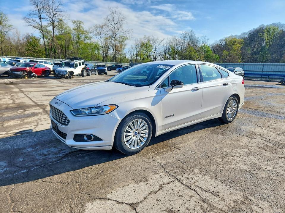 50129656 :رقم المزاد ، 3FA6P0LU6DR357165 vin ، 2013 Ford Fusion مزاد بيع