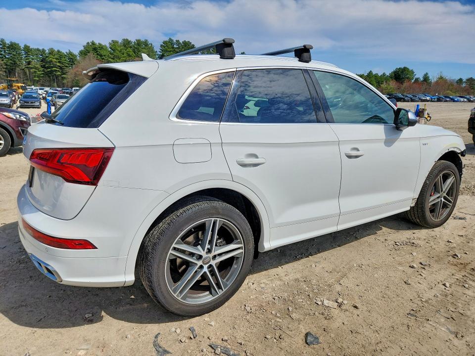 Продаж на аукціоні авто 2018 Audi Sq5, vin: WA1A4AFY2J2221899, номер лоту: 49779766