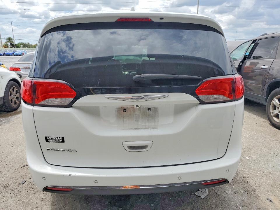 Продаж на аукціоні авто 2017 Chrysler Pacifica, vin: 2C4RC1EG3HR684196, номер лоту: 49960706