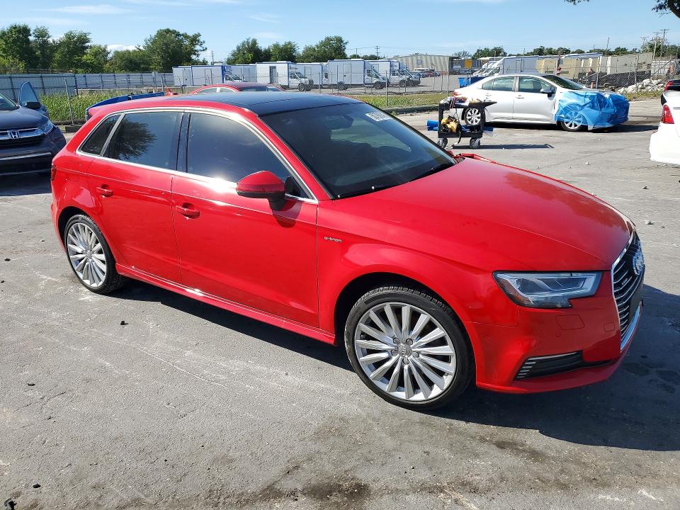 2017 Audi A3 მანქანა იყიდება აუქციონზე, vin: WAUTPBFF9HA036370, აუქციონის ნომერი: 50788646
