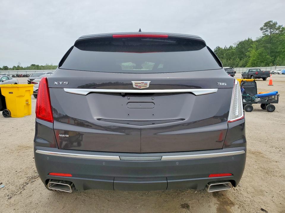48356216 :رقم المزاد ، 1GYKNFRSXKZ151700 vin ، 2019 Cadillac Xt5 مزاد بيع
