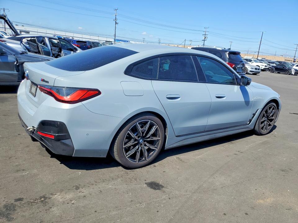 51186756 :رقم المزاد ، WBY33AW01RFS61163 vin ، 2024 Bmw I4 مزاد بيع