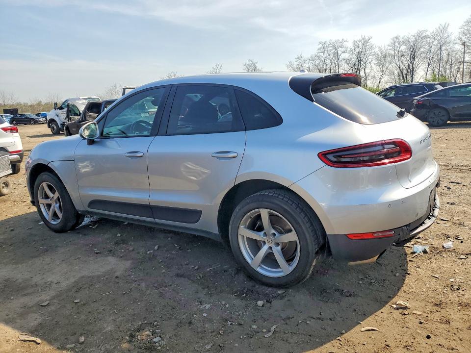 Auction sale of the 2018 Porsche Macan, vin: WP1AA2A50JLB12030, lot number: 48567336